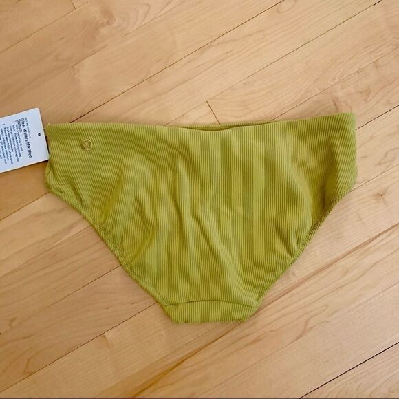Lululemon Clear Waters Mid-Rise Med Bottom - Picture 4 of 8